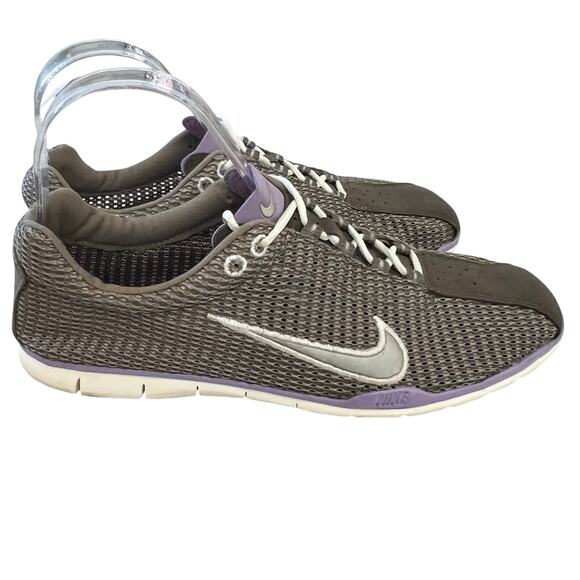 Nike Dayfly Ultralight Mesh Training Running Shoe Women’s 7.5 Gray Athleisure - Picture 1 of 6